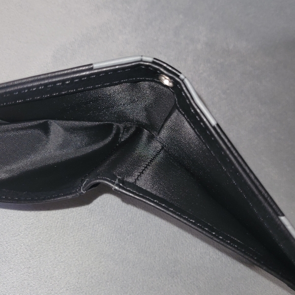 Star Wars Wallet- Darth Vader - Picture 8 of 16